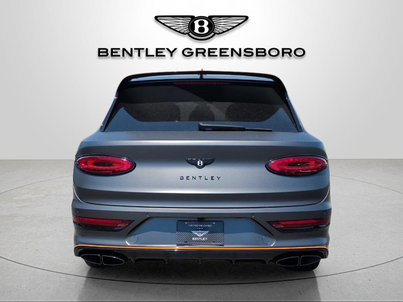 Used 2025 Bentley Bentayga AWD/4WD image 10