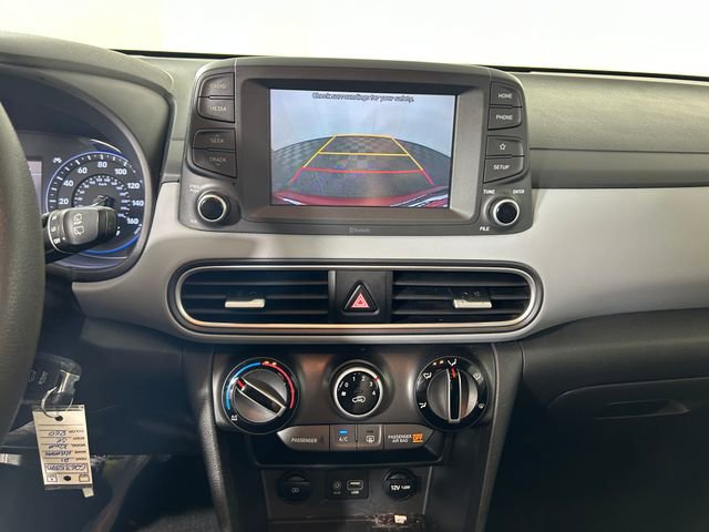 Used 2021 Hyundai Kona SE w/ Cargo Package FWD image 23
