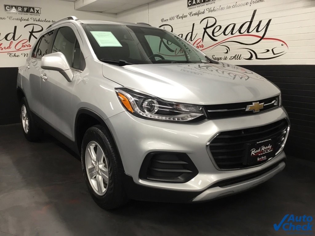 Used 2017 Chevrolet Trax LT w/ Driver Confidence Package image 3