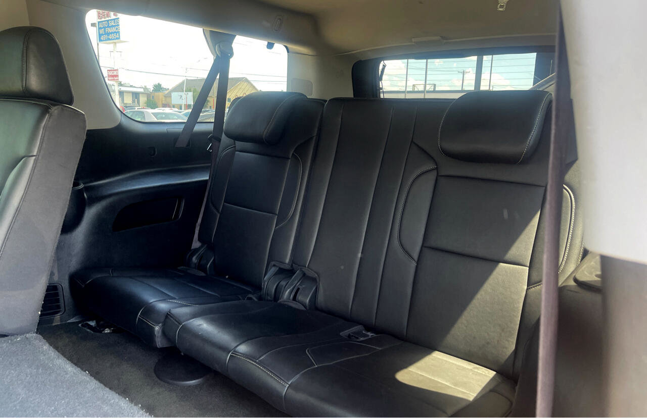 Used 2016 Chevrolet Suburban LT image 15
