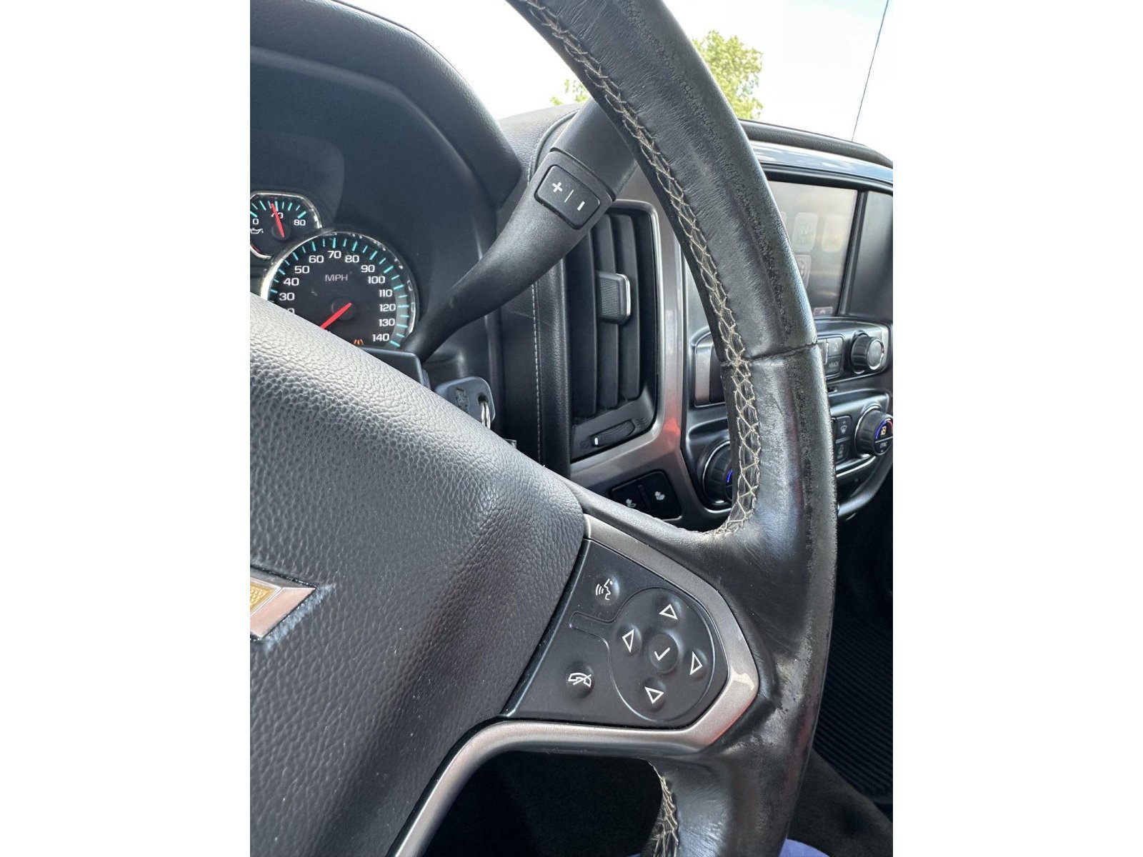 Used 2016 Chevrolet Silverado 2500 LTZ AWD/4WD image 25
