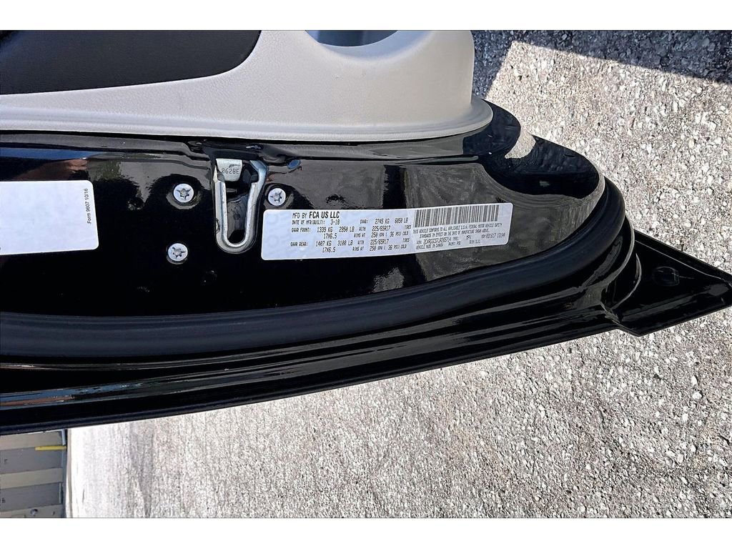Used 2018 Dodge Grand Caravan SXT FWD image 38