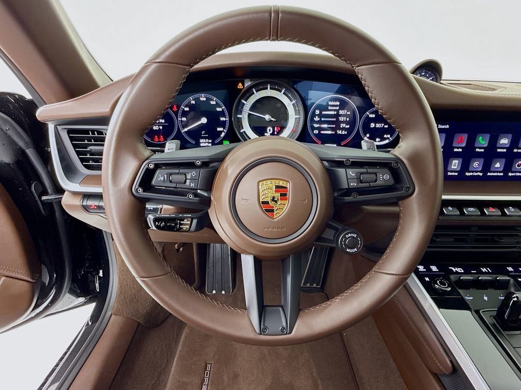 Certified 2022 Porsche 911 Targa 4S AWD/4WD image 17