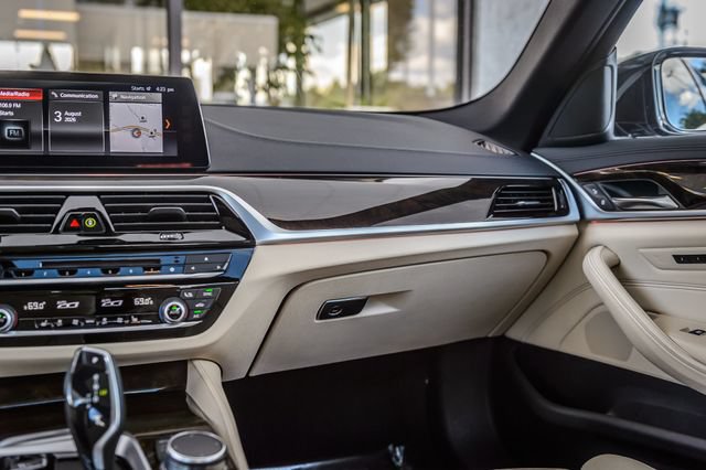 Used 2017 BMW 540i RWD image 36