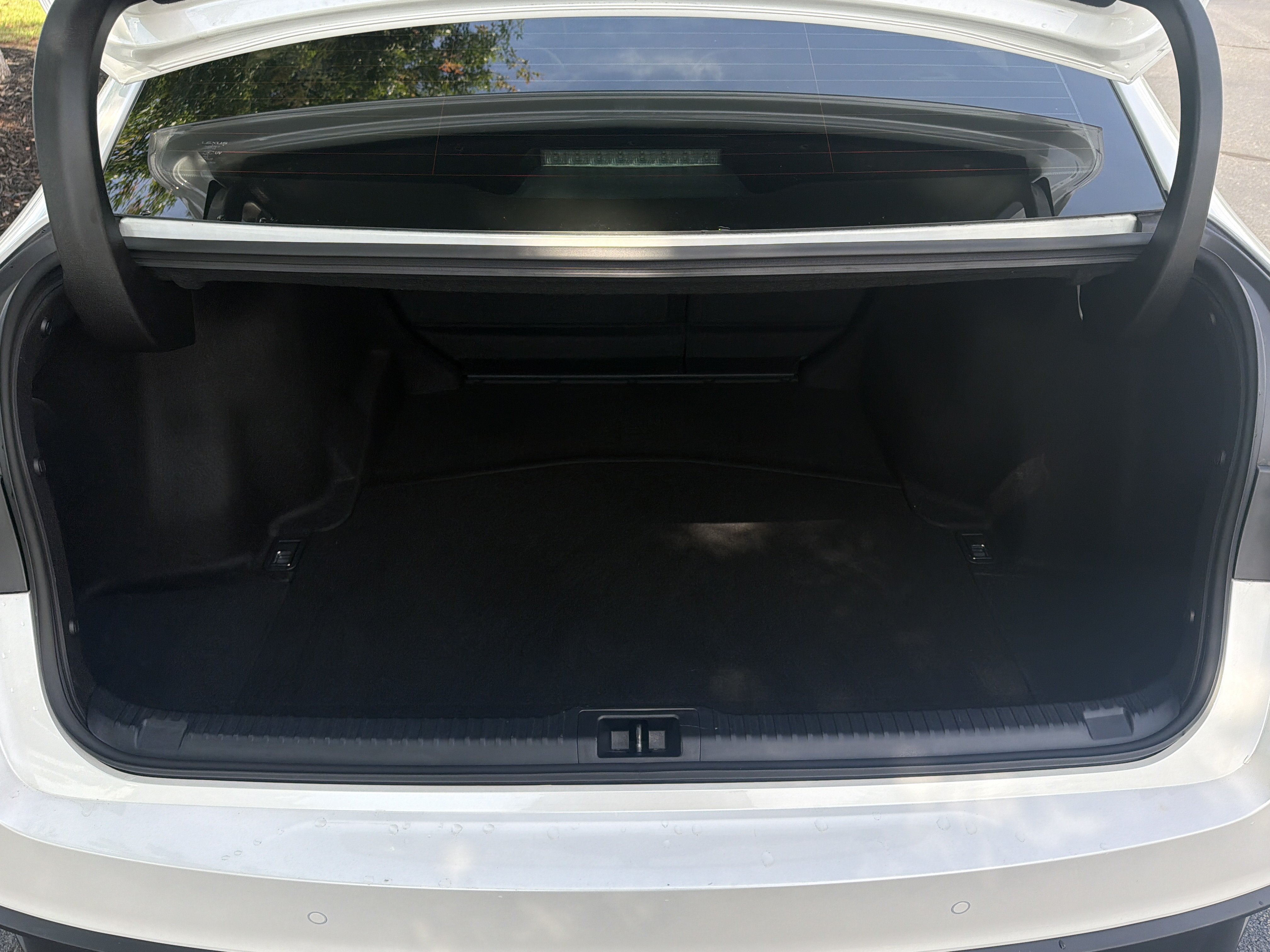 Used 2024 Lexus IS 300 w/ Premium Package RWD image 33