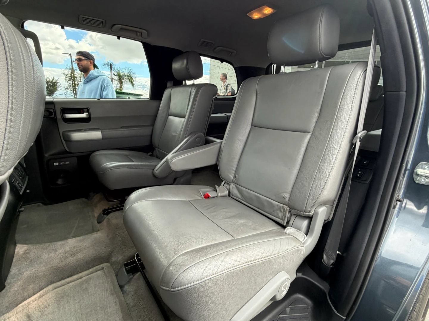 Used 2008 Toyota Sequoia Limited RWD image 27