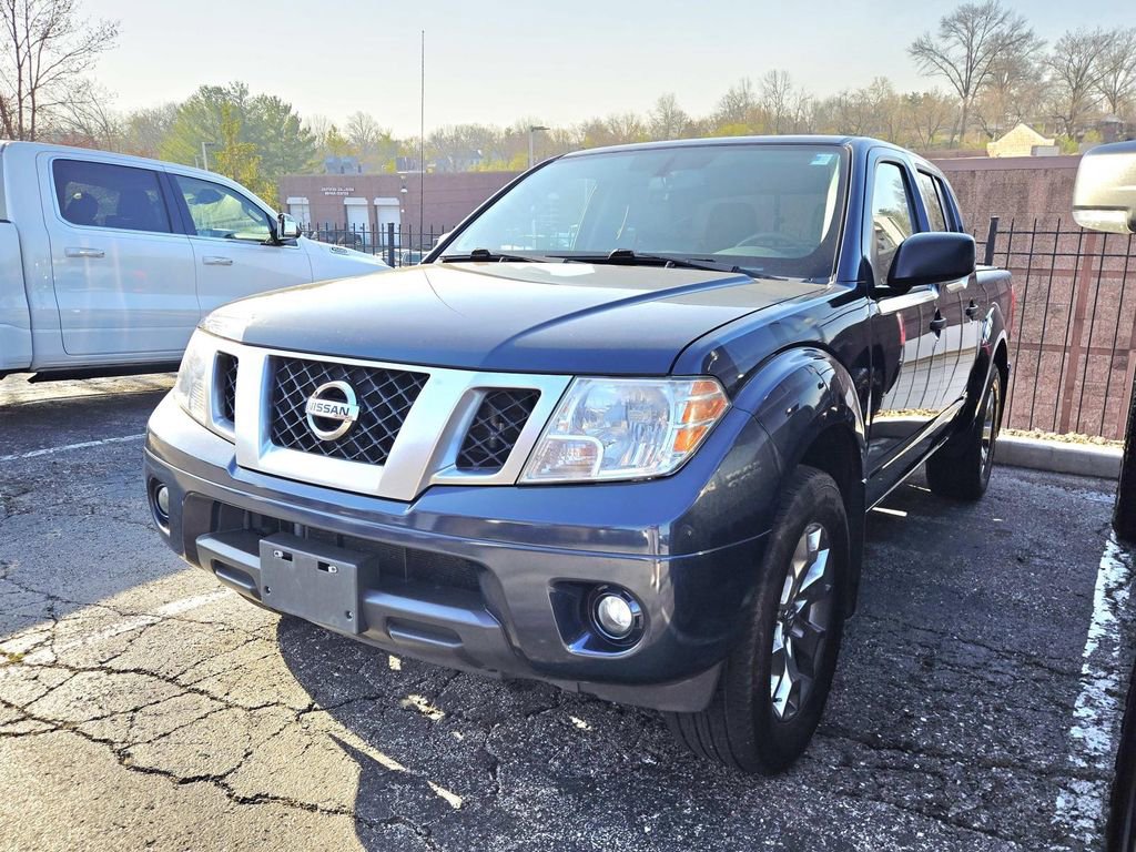 Used 2020 Nissan Frontier SV image 4
