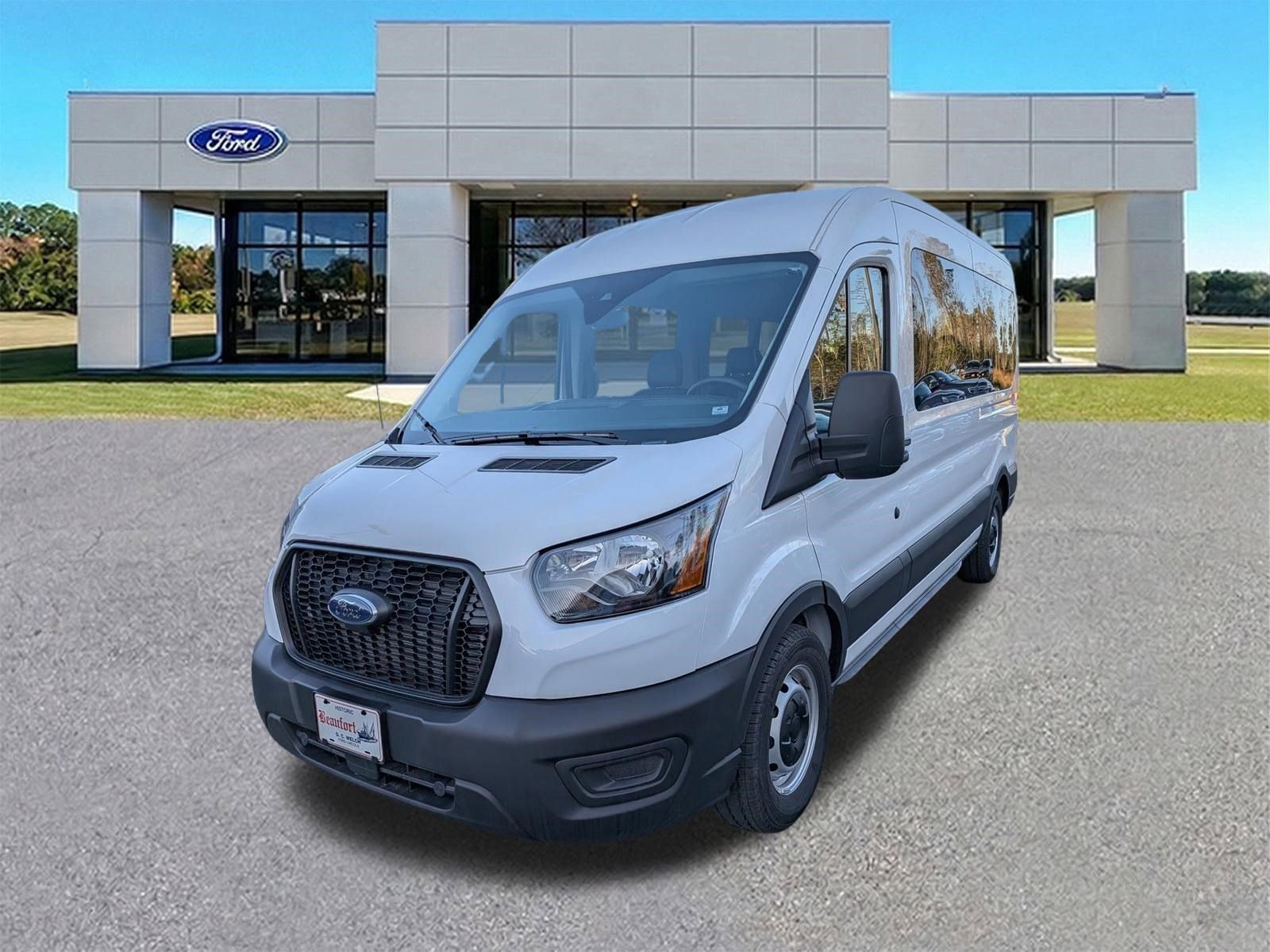 Certified 2025 Ford Transit 350 XL image 8