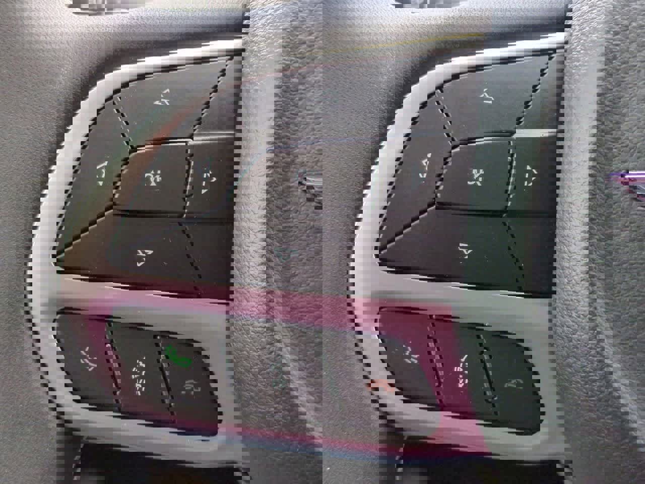 Used 2024 Chrysler Pacifica Touring-L w/ Road Tripper Package image 25