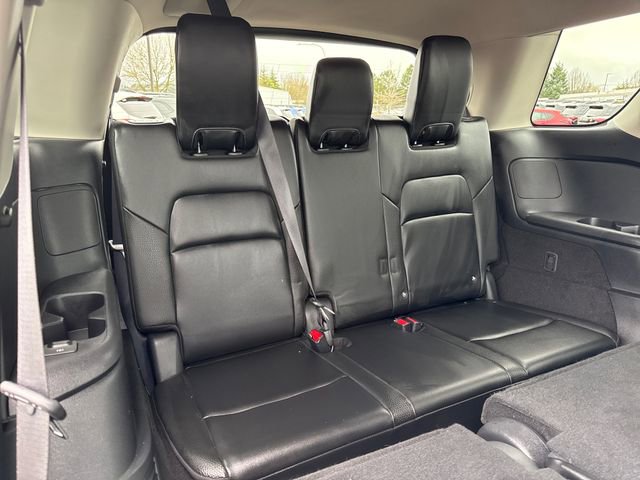 Used 2023 Nissan Pathfinder SL w/ Black Appearance Package image 15