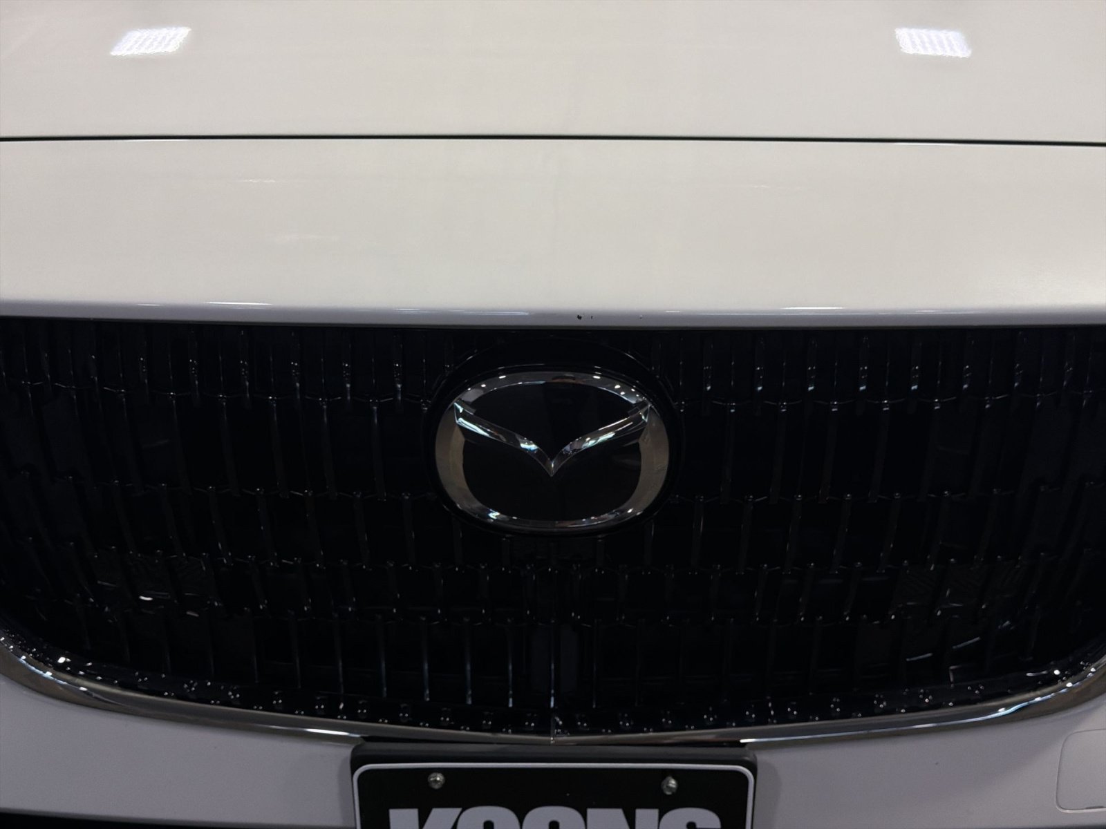 Used 2024 MAZDA CX-90 Plug-In Hybrid w/ Preferred AWD/4WD image 12