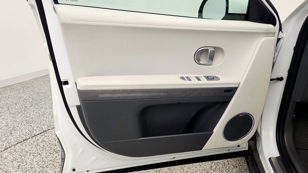 Used 2024 Hyundai Ioniq 5 Limited RWD image 11
