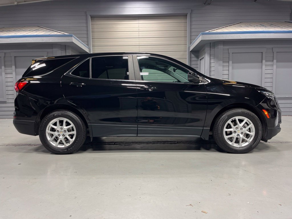 Used 2022 Chevrolet Equinox LT FWD image 8