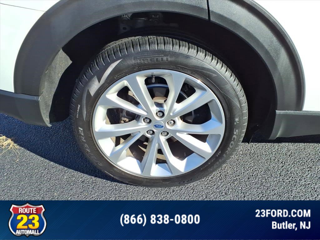 Certified 2022 Ford Explorer Platinum w/ Equipment Group 601A image 6