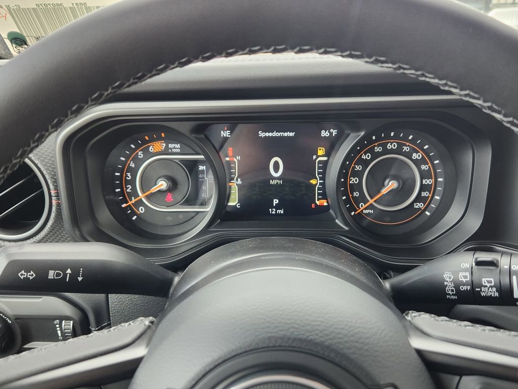 New 2025 Jeep Wrangler Rubicon AWD/4WD image 10