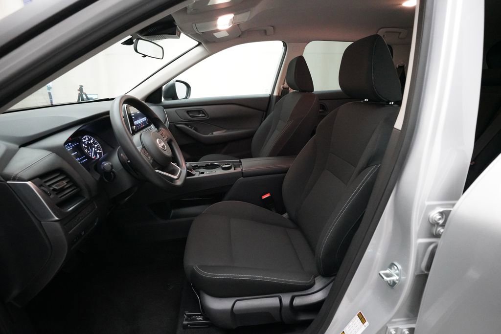 Certified 2024 Nissan Rogue S image 7