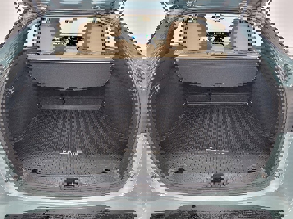 Used 2020 Toyota Prius image 23