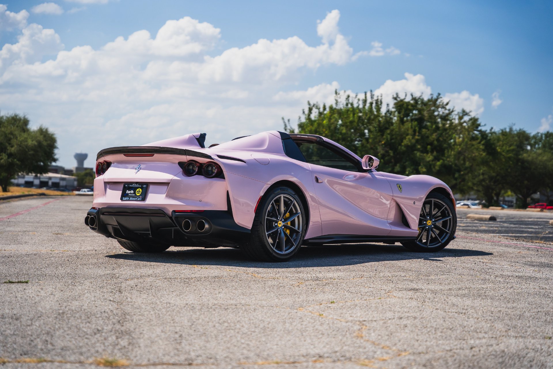 Used 2021 Ferrari 812 GTS RWD image 16