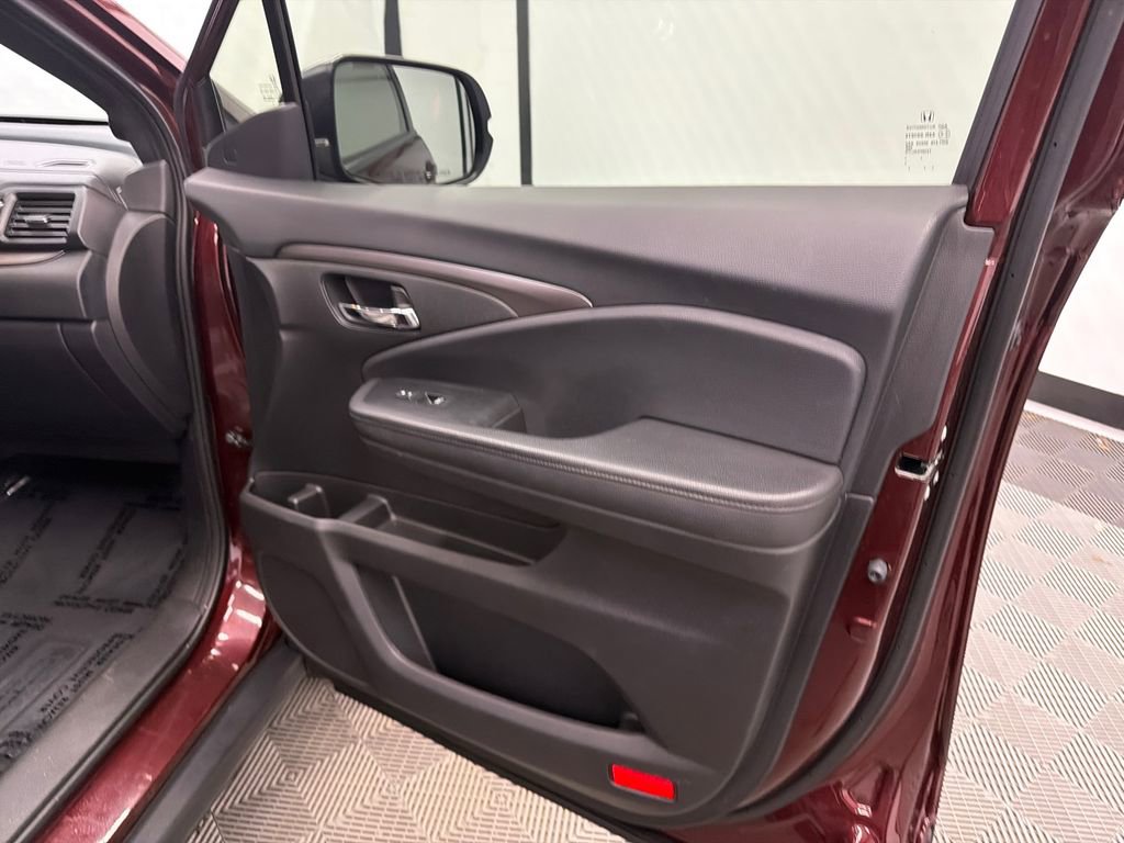 Used 2020 Honda Passport EX-L image 16