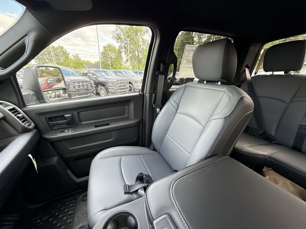 New 2026 RAM 4500 Tradesman w/ Chrome Appearance Group AWD/4WD image 28