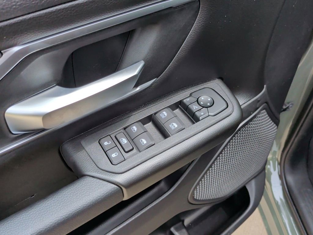 New 2026 RAM 1500 4x4 Crew Cab image 10