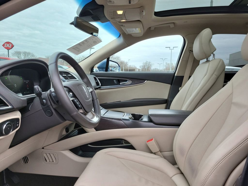 Certified 2019 Lincoln Nautilus Select image 17