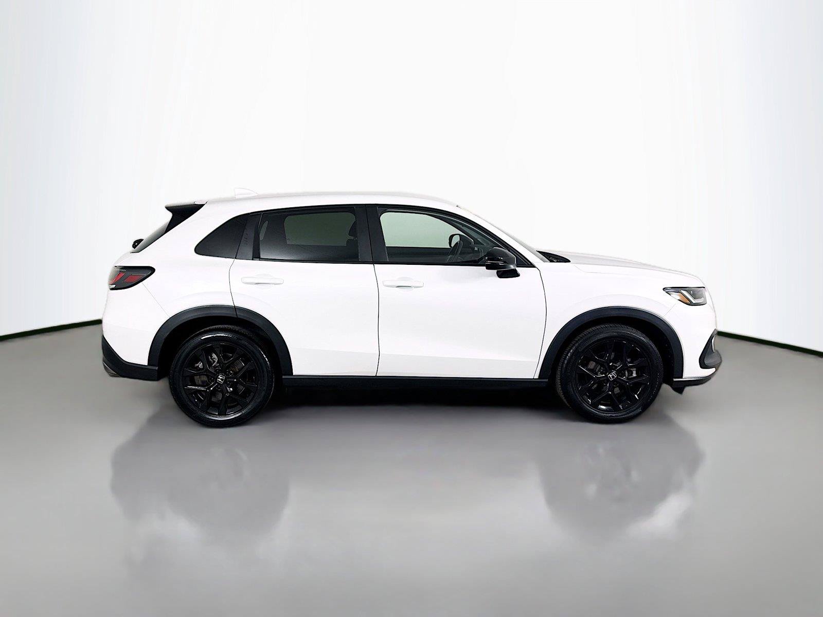 Certified 2023 Honda HR-V Sport image 16
