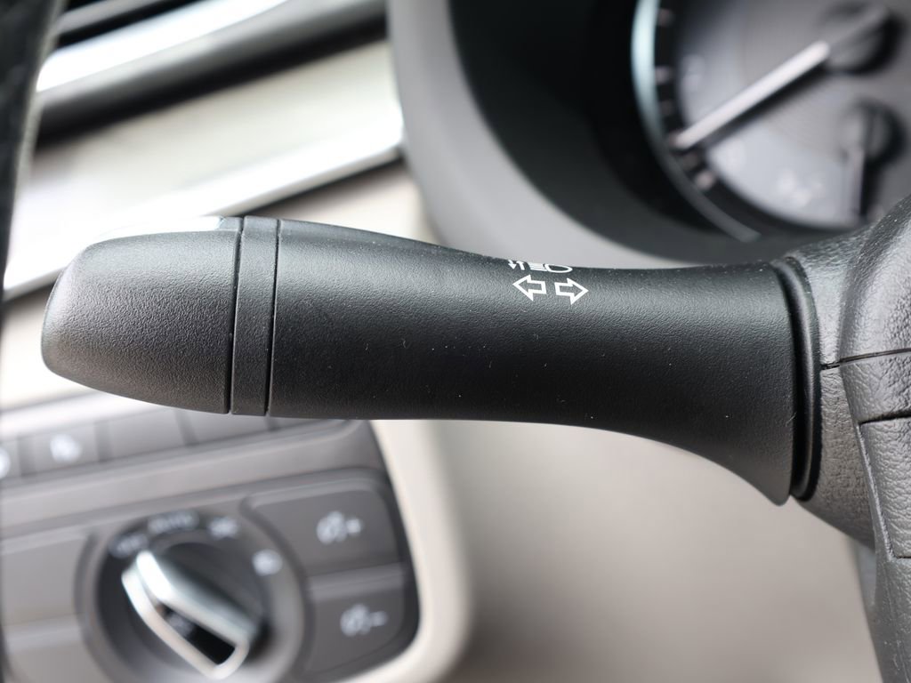 Certified 2023 INFINITI QX50 Luxe image 40