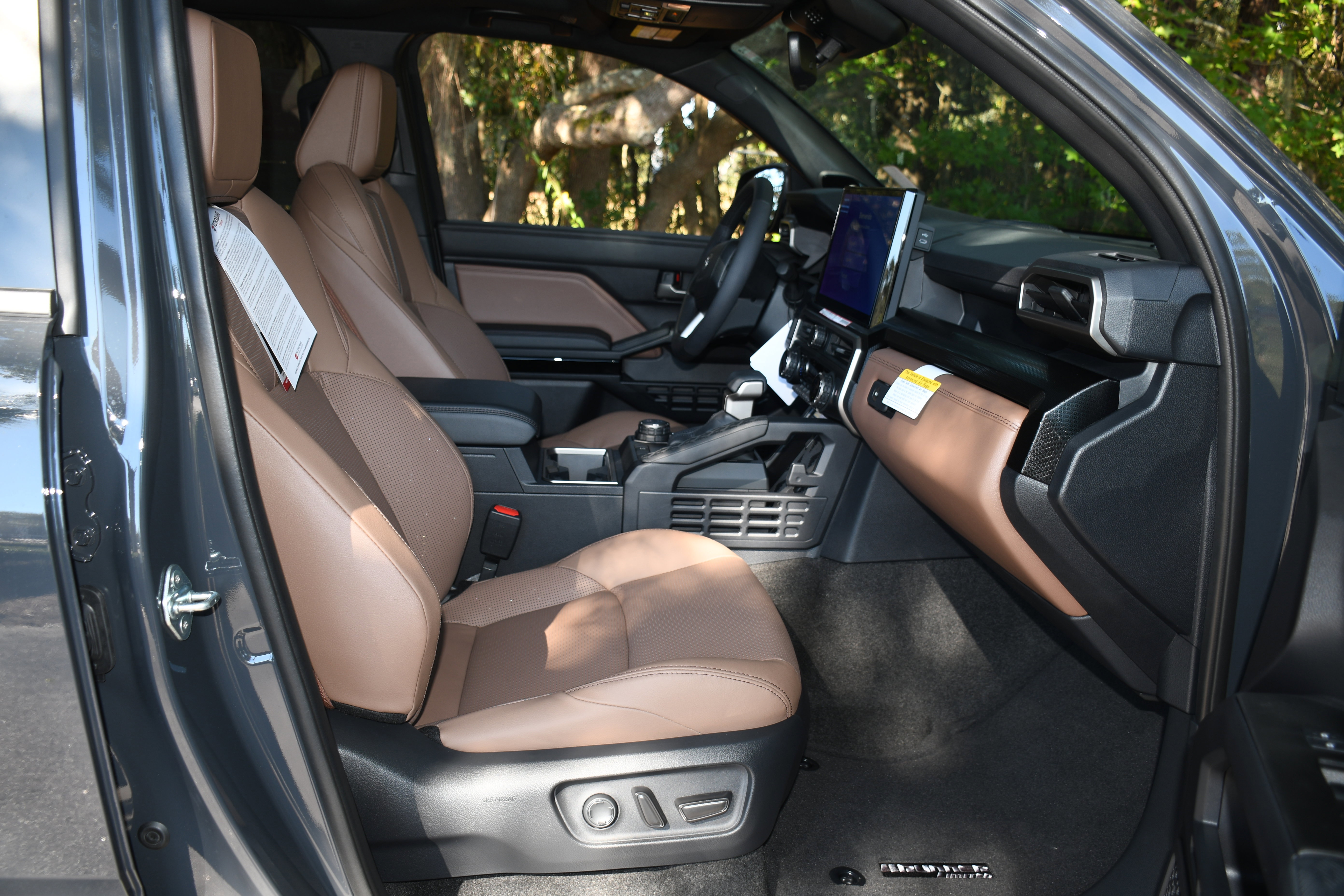 New 2025 Toyota 4Runner Limited image 11