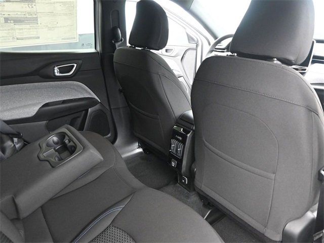 Used 2025 Jeep Compass Sport image 15