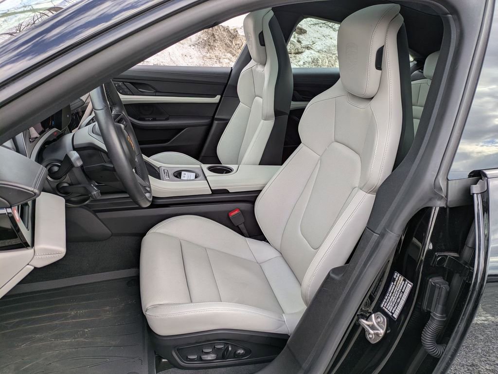 Used 2024 Porsche Taycan RWD image 8