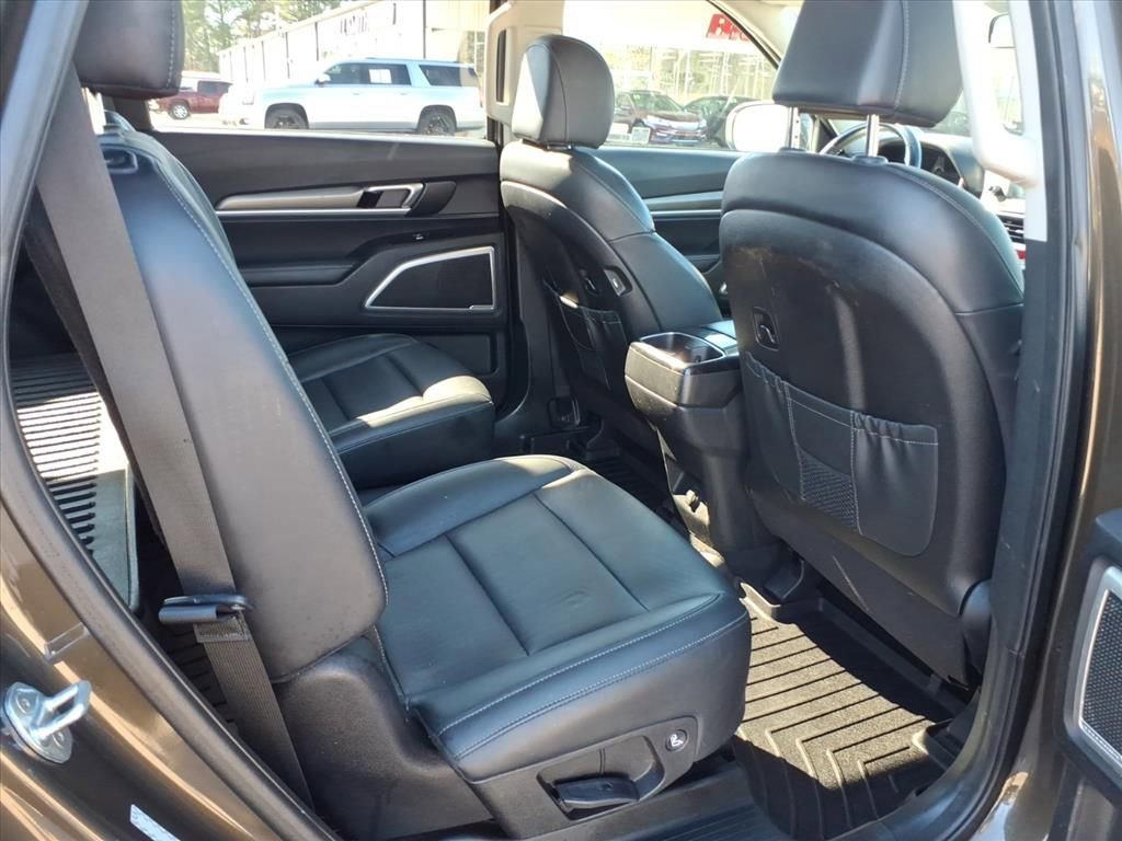 Used 2021 Kia Telluride S image 12