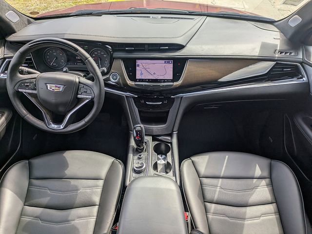 Certified 2025 Cadillac XT6 Premium Luxury image 14