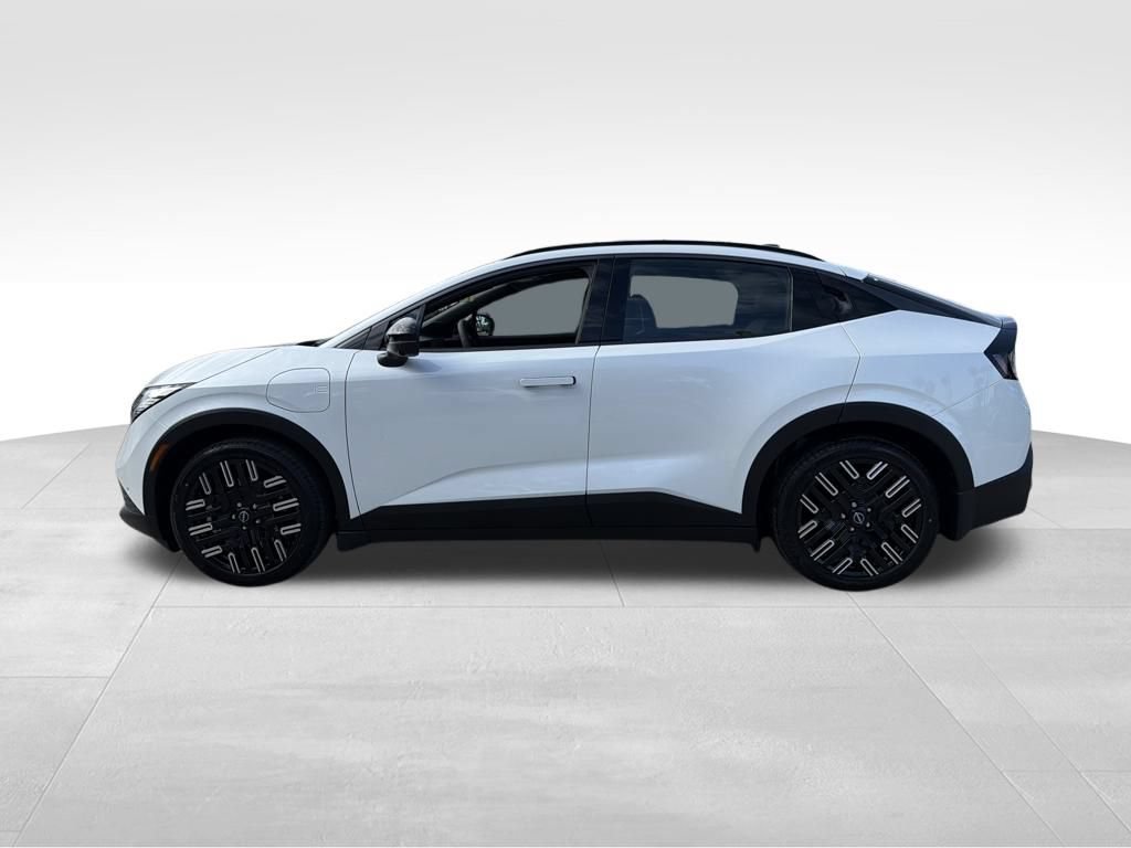 New 2026 Nissan Leaf Platinum+ w/ Cargo Package (Platinum+) FWD image 4