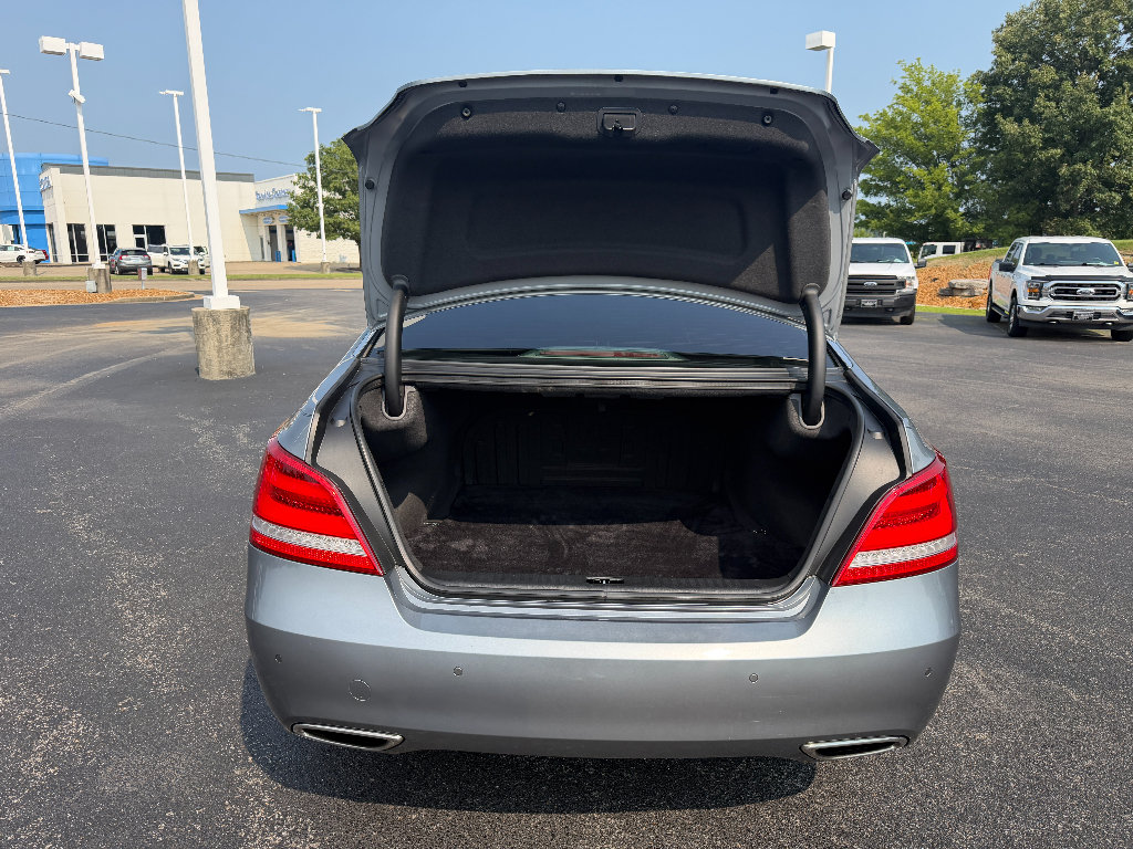 Used 2014 Hyundai Equus Signature RWD image 10
