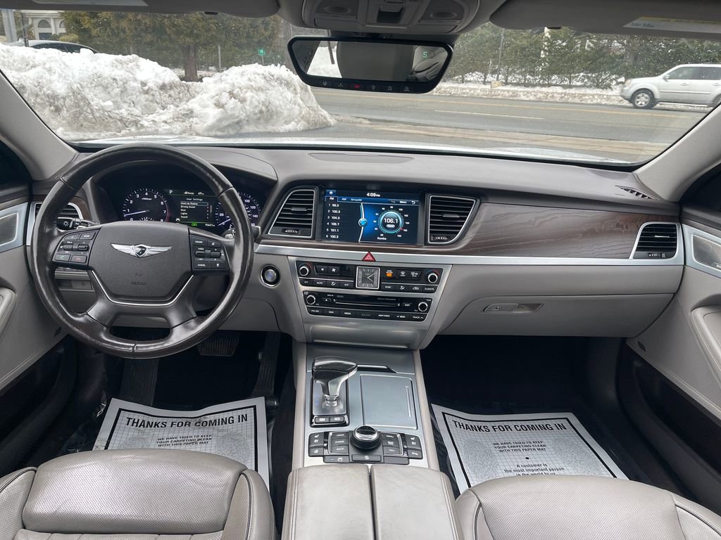 Used 2018 Genesis G80 3.8 w/ Option Group 03 image 18