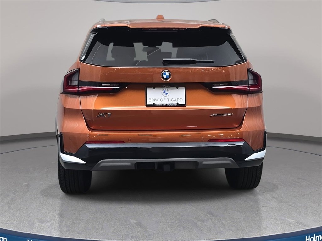 Used 2025 BMW X1 xDrive28i w/ Technology Package image 7