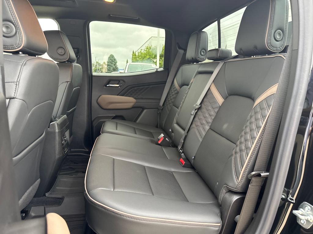 New 2026 GMC Canyon Denali w/ LPO, Denali Black Edition AWD/4WD image 43