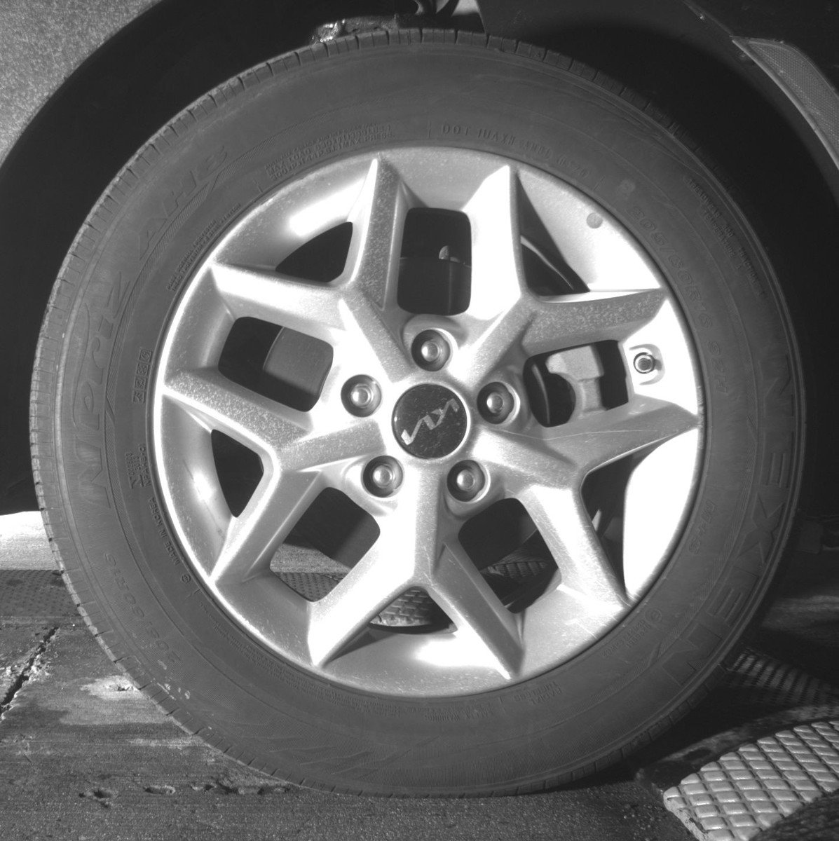 Used 2025 Kia Soul LX w/ LX Technology Package FWD image 15