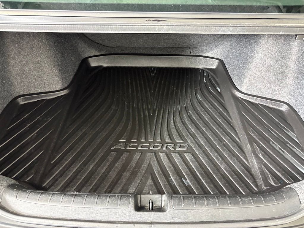 Used 2018 Honda Accord LX image 35