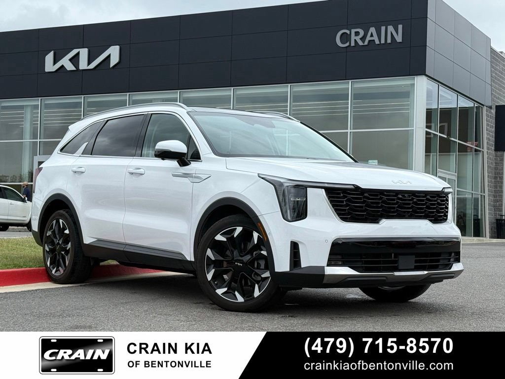 Certified 2025 Kia Sorento SX FWD image 1