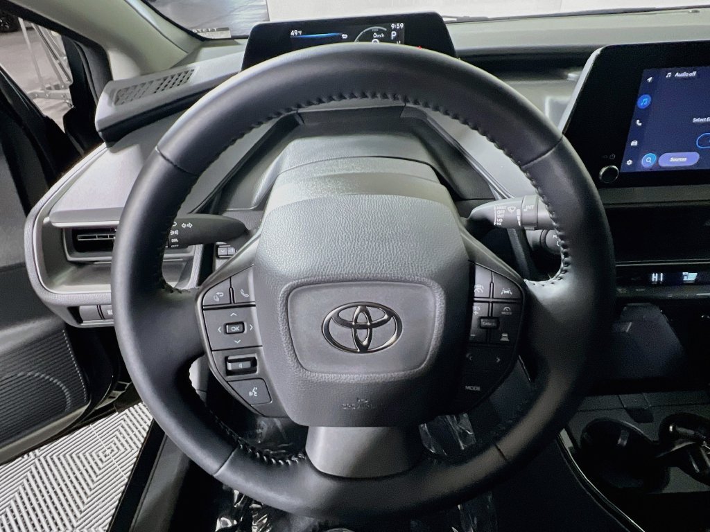Certified 2026 Toyota Prius LE AWD/4WD image 10