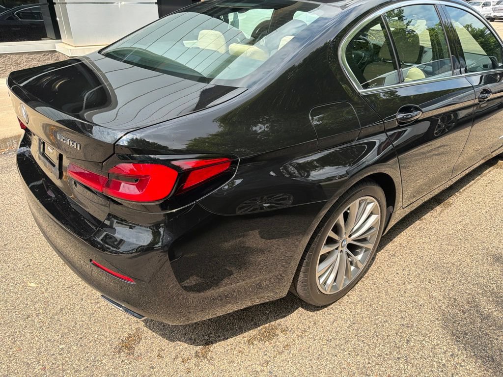 Used 2023 BMW 530i xDrive w/ Convenience Package AWD/4WD image 6