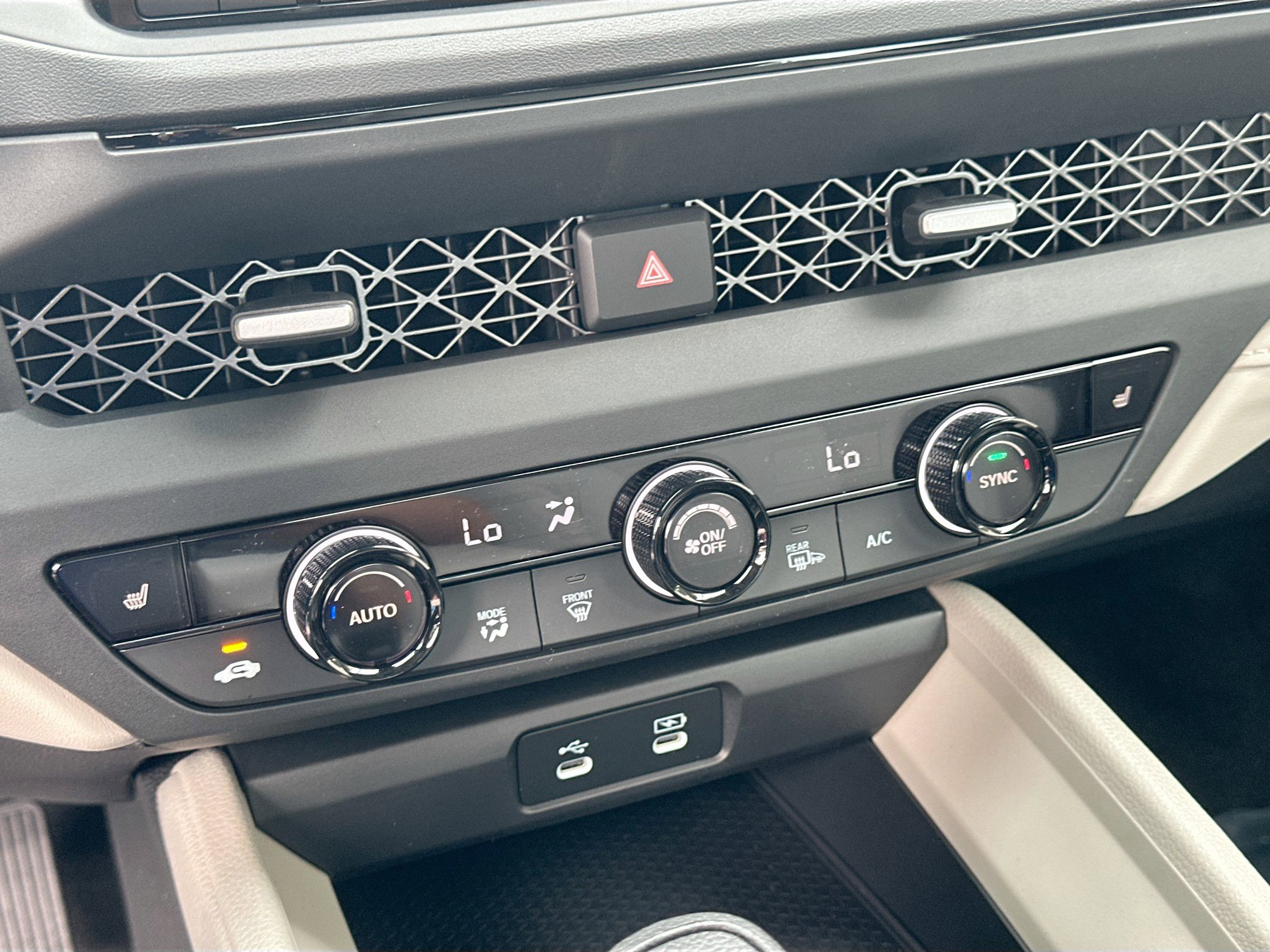 New 2025 Honda Accord SE image 12