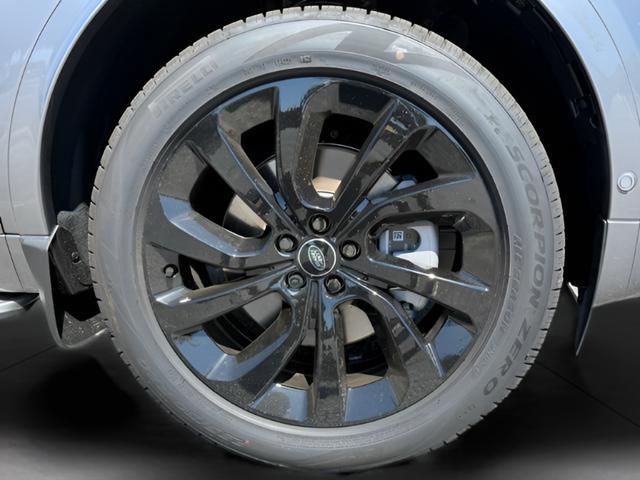 New 2025 Land Rover Discovery Sport S AWD/4WD image 10