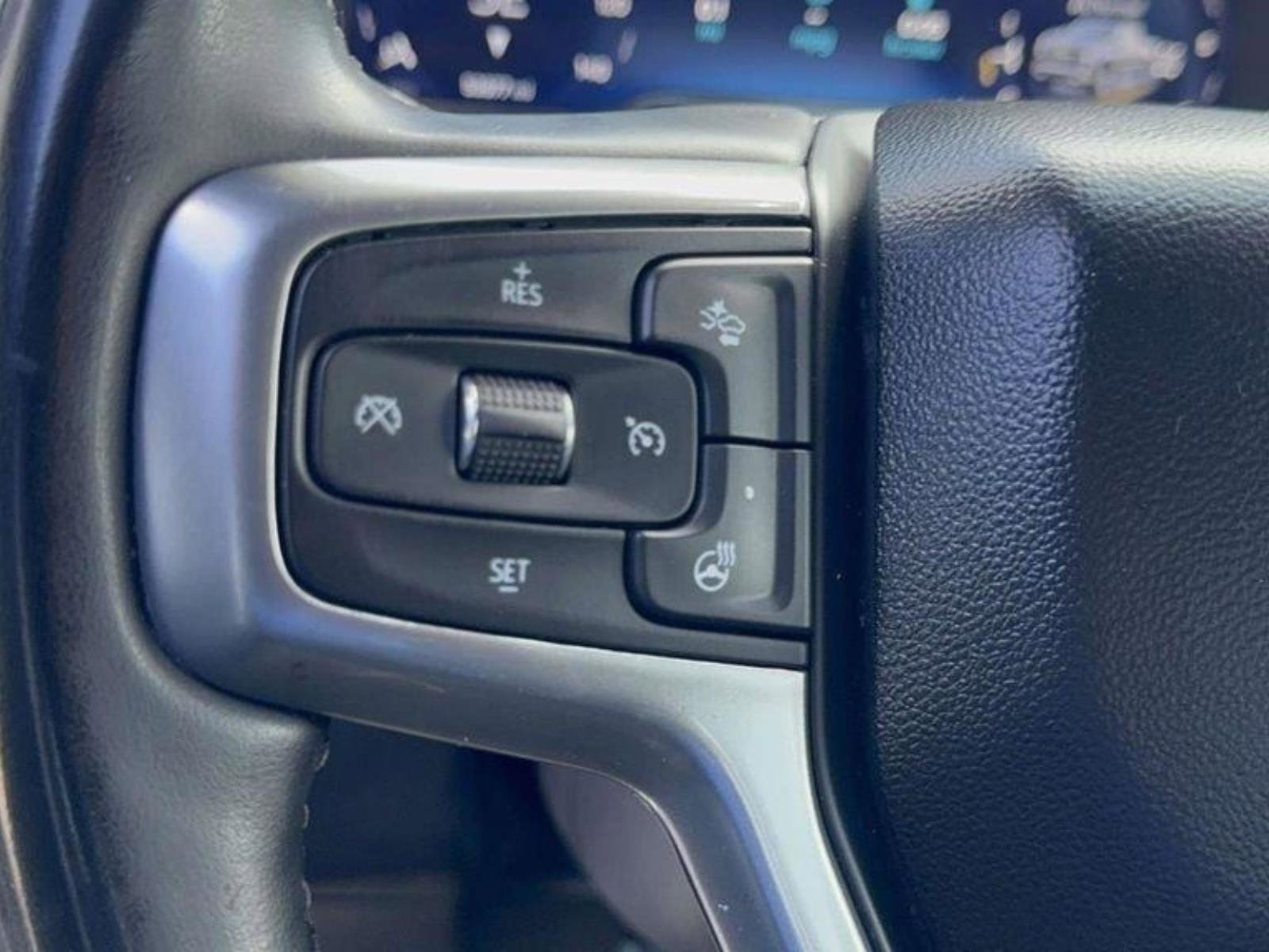 Used 2023 Chevrolet Silverado 1500 RST AWD/4WD image 17