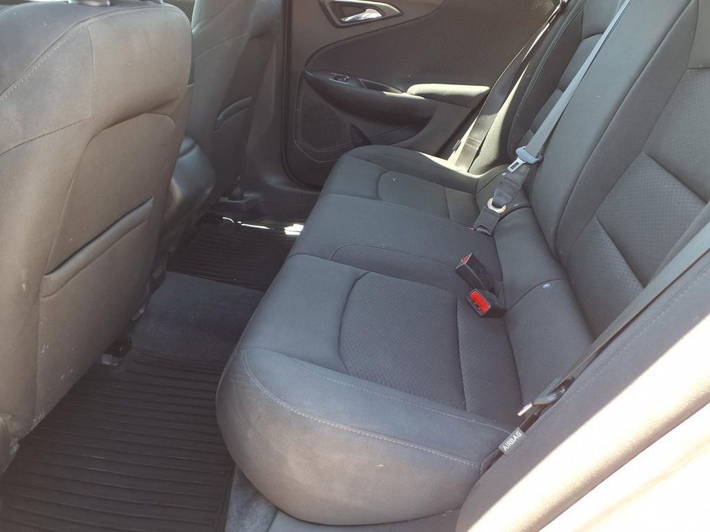 Used 2022 Chevrolet Malibu LS FWD image 23