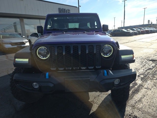 Used 2023 Jeep Wrangler Unlimited w/ Sun & Screen Package image 10