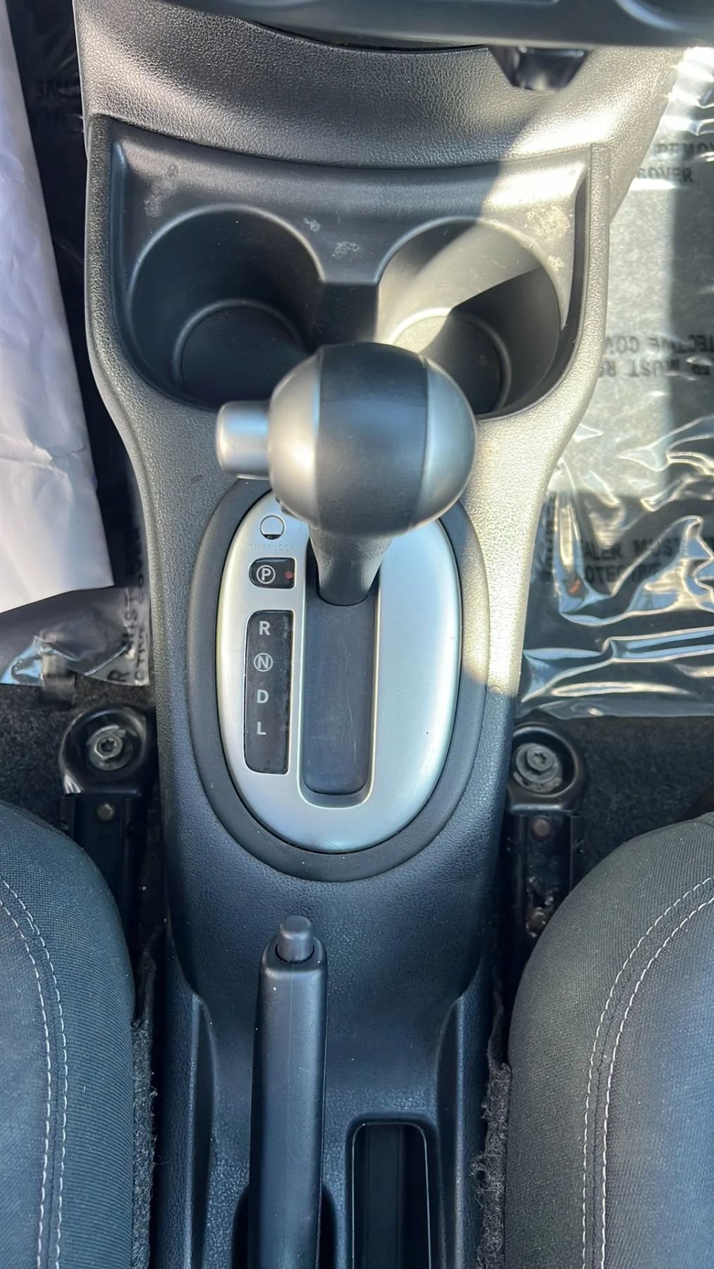 Used 2016 Nissan Versa SV FWD image 27