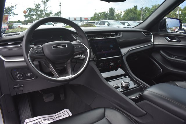 Used 2024 Jeep Grand Cherokee Limited 4xe AWD/4WD image 19